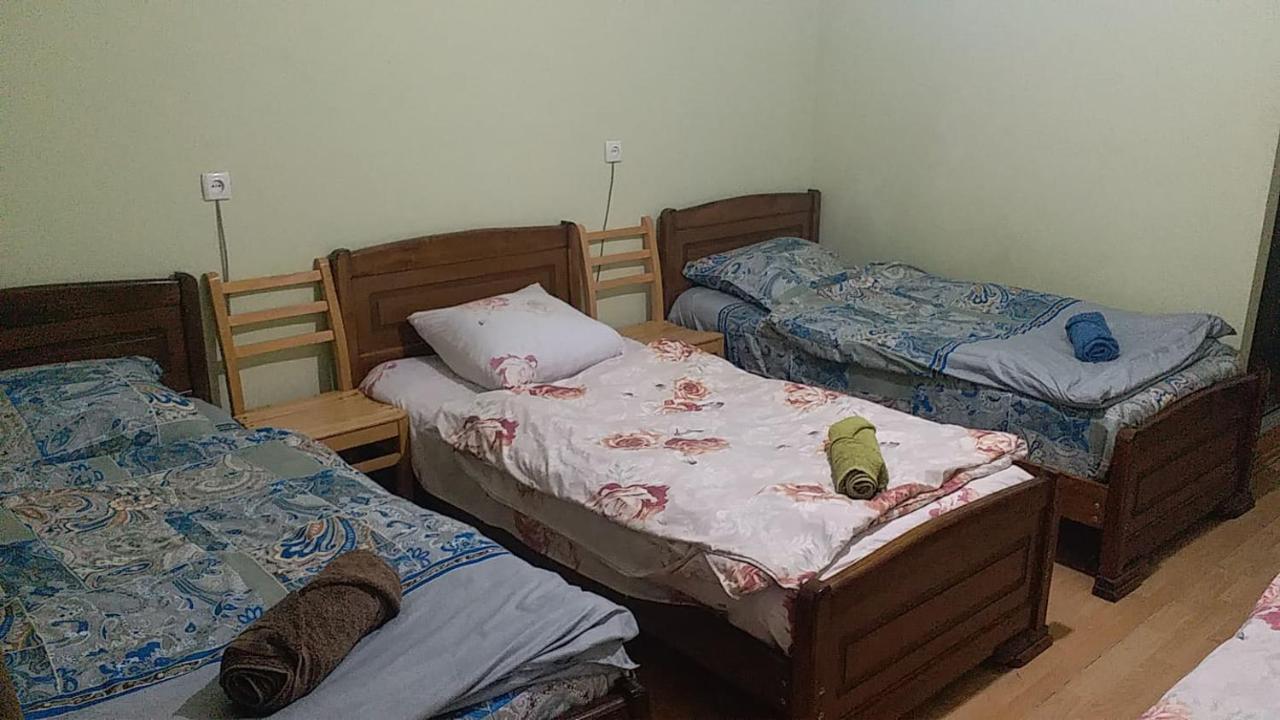 Lost Inn Kazbegi Hostel Exterior photo